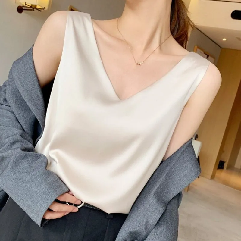 Beautiful Summer Women's Plunging V-Neck Sleeveless Blouses