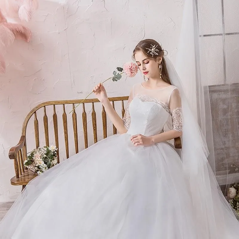 Classic O Neck Half Sleeve Wedding Dress