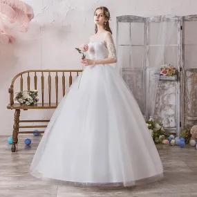 Classic O Neck Half Sleeve Wedding Dress